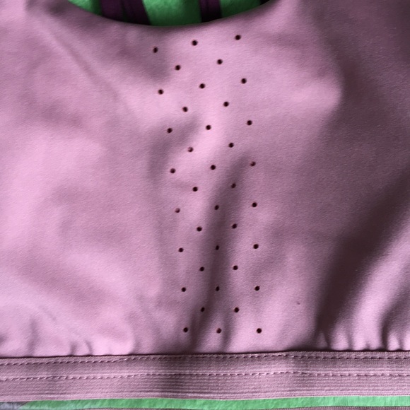 i.FiV5 Simons sports bralette - Picture 7 of 8